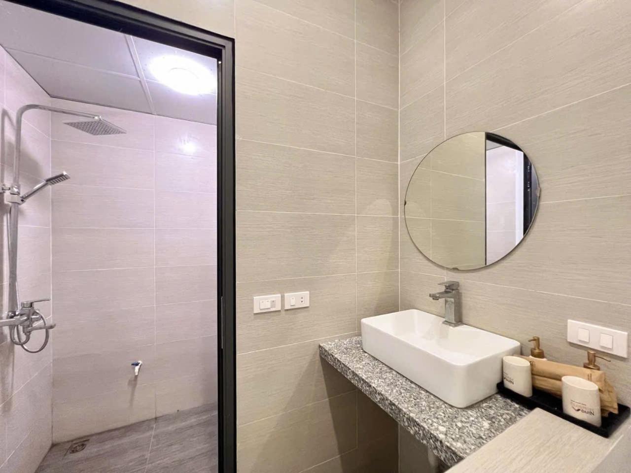Aparthotel Nine Housing 290 Kim Ma Hanoi Exterior foto